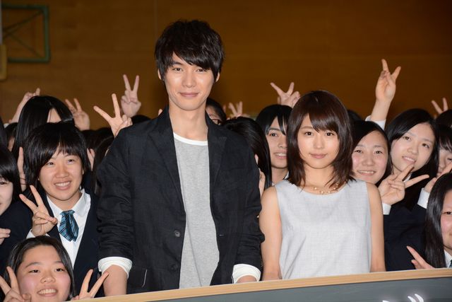 有村架純と福士蒼汰のサプライズ登場に250人のJKが大興奮！【フォトギャラリー】（6枚目）