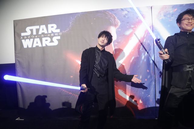 及川光博・武田真治・津田健次郎、本格コスプレで『スター・ウォーズ』応援上映参加！（4枚目）