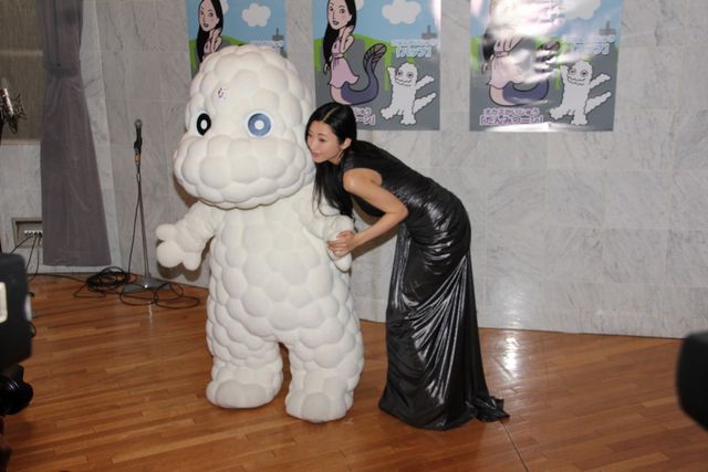 大久保佳代子との不仲を否定した壇蜜フォトギャラリー（4枚目）