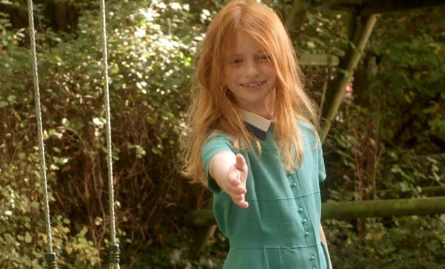 少女の成長を3人の女優が演じる『エンジェル、見えない恋人』場面写真（3枚目）