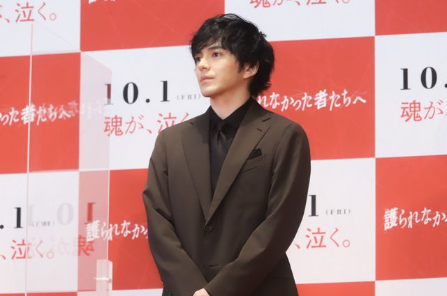 佐藤健＆林遣都、撮影で阿部寛のタフさに驚き！『護られなかった者たちへ』公開直前トークイベント（11枚目）