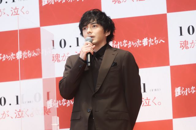 佐藤健＆林遣都、撮影で阿部寛のタフさに驚き！『護られなかった者たちへ』公開直前トークイベント（14枚目）