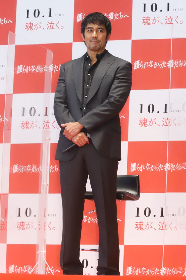 佐藤健＆林遣都、撮影で阿部寛のタフさに驚き！『護られなかった者たちへ』公開直前トークイベント（16枚目）