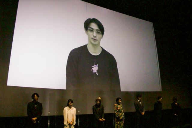 松本穂香、小関裕太、藤原季節、ロン・モンロウら登壇！映画『DIVOC-12』完成披露イベント（25枚目）