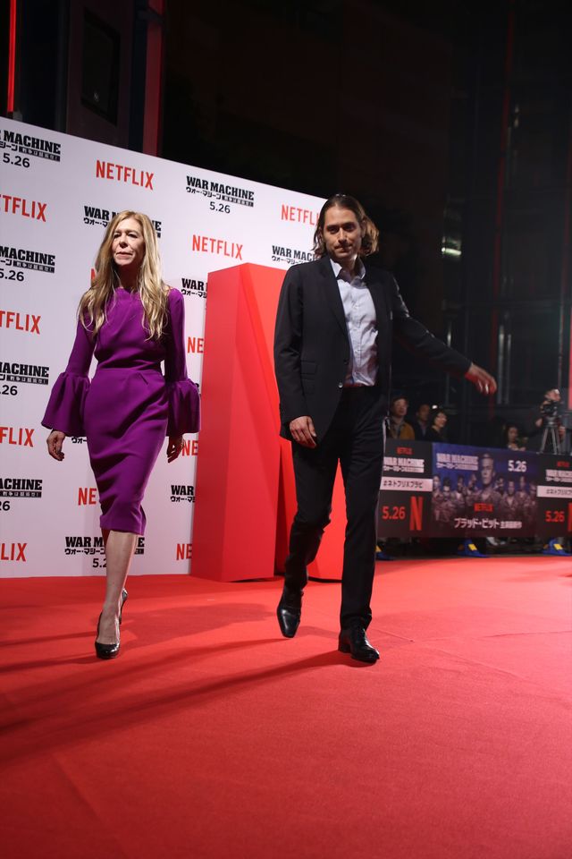 お茶目なポーズもいっぱい…！ブラピ来日『ウォー・マシーン：戦争は話術だ！』ジャパンプレミア（9枚目）