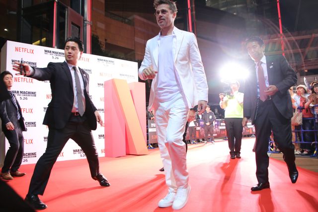 お茶目なポーズもいっぱい…！ブラピ来日『ウォー・マシーン：戦争は話術だ！』ジャパンプレミア（21枚目）