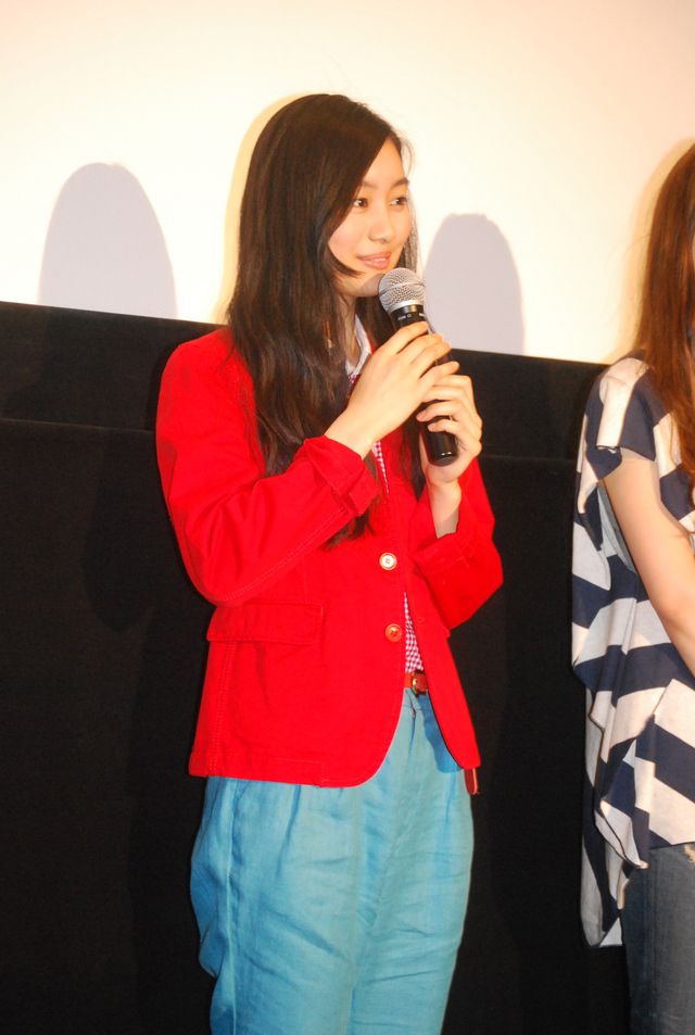 宮崎あおい＆忽那汐里フォトギャラリー（4枚目）