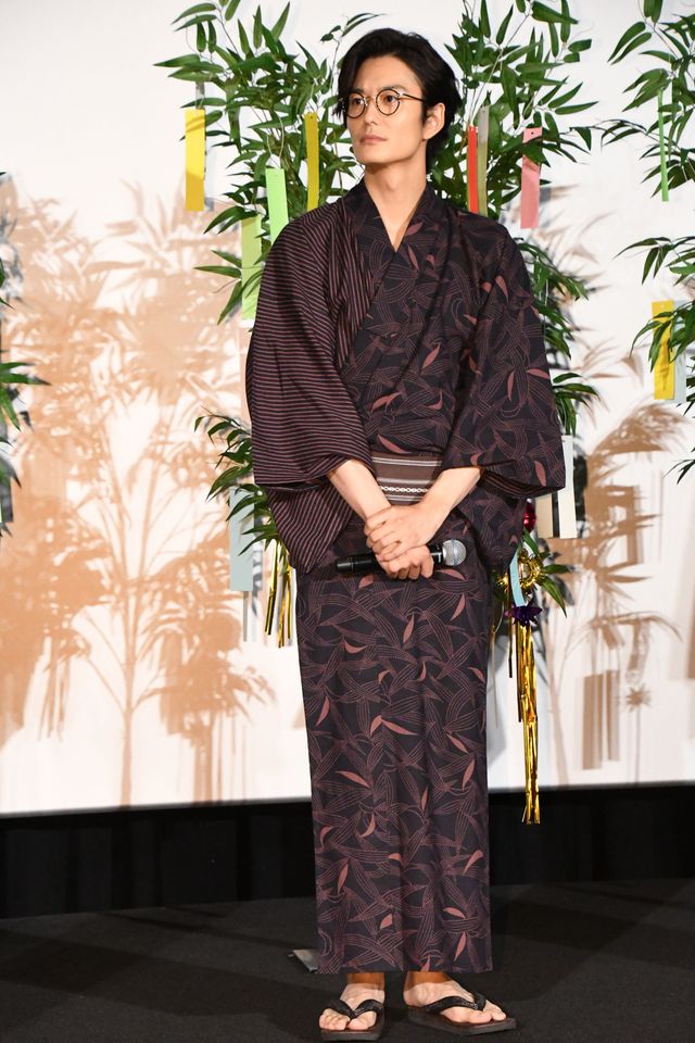 岡田将生＆清原果耶＆人気子役の浴衣姿！映画『1秒先の彼』公開記念舞台あいさつ（4枚目）