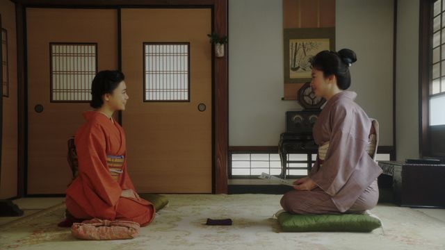 鶴亀家庭劇でも愛国ものが大人気に…「おちょやん」第76回（3枚目）