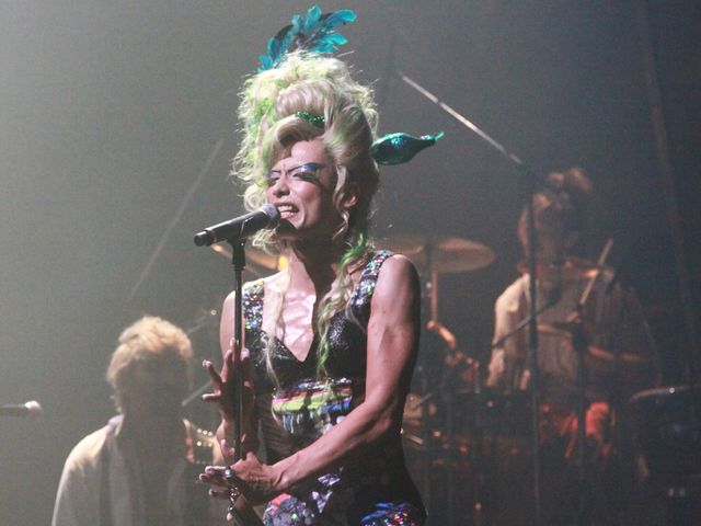 ロック・ミュージカル「ヘドウィグ・アンド・アングリーインチ」のゲネプロ（18枚目）