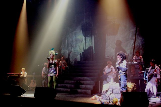 ロック・ミュージカル「ヘドウィグ・アンド・アングリーインチ」のゲネプロ（19枚目）