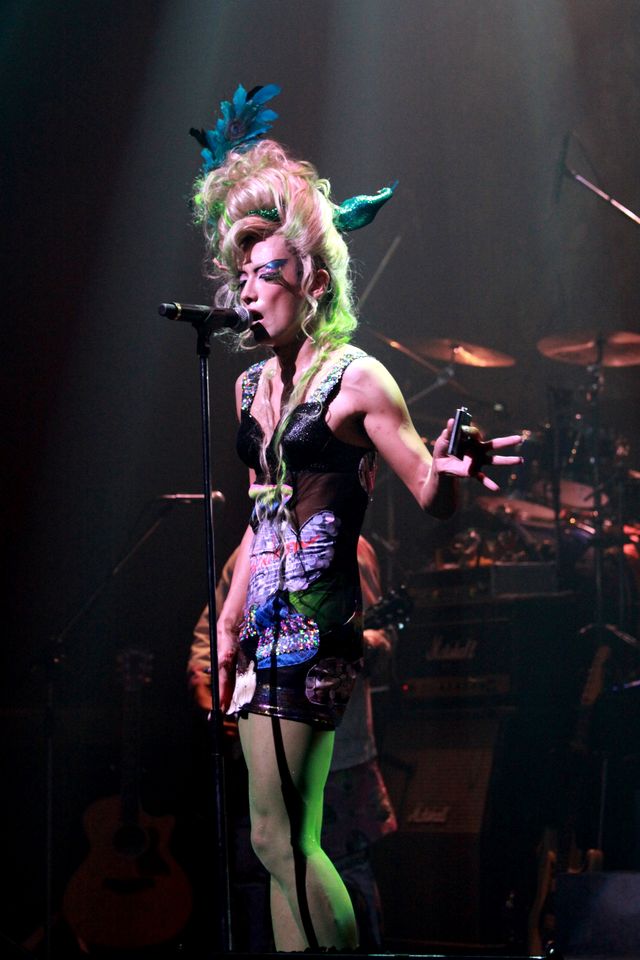 ロック・ミュージカル「ヘドウィグ・アンド・アングリーインチ」のゲネプロ（23枚目）