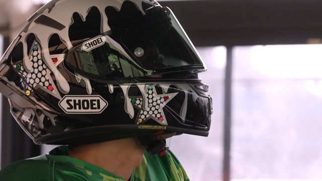 森且行の素顔…【場面写真6点】『オートレーサー森且行 約束のオーバル 劇場版』より:フォトギャラリー