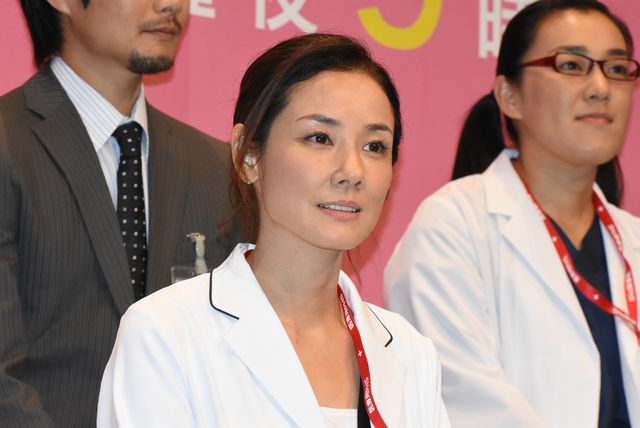 吉田羊、相武紗季、戸次重幸ら出席！「メディカルチーム　レディ・ダ・ヴィンチの診断」制作会見フォトギャラリー（4枚目）