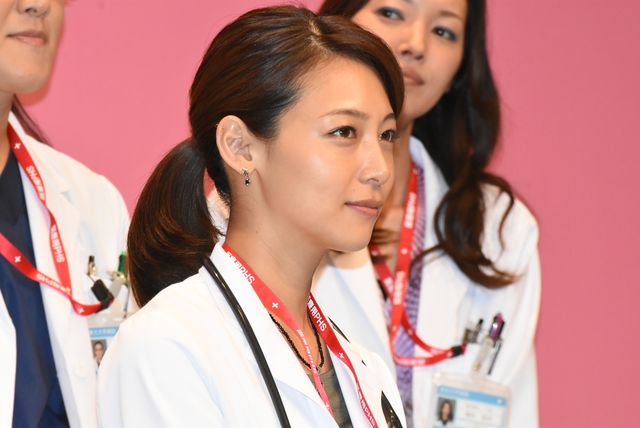 吉田羊、相武紗季、戸次重幸ら出席！「メディカルチーム　レディ・ダ・ヴィンチの診断」制作会見フォトギャラリー（10枚目）