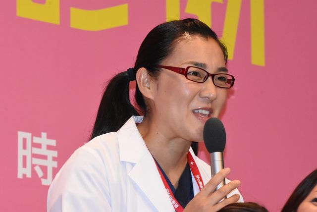 吉田羊、相武紗季、戸次重幸ら出席！「メディカルチーム　レディ・ダ・ヴィンチの診断」制作会見フォトギャラリー（16枚目）