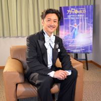 半沢直樹 浅野支店長役の石丸幹二が熱唱 フォトギャラリー シネマトゥデイ