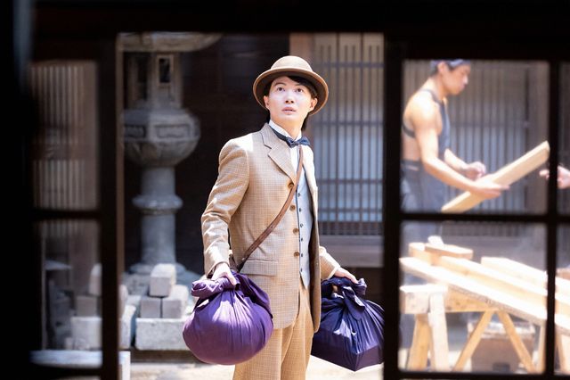 恋の話に励まされる万太郎「らんまん」第45回の場面写真（2枚目）