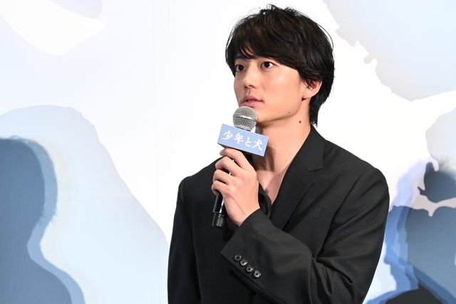 愛犬家勢ぞろい！高橋文哉、西野七瀬、伊藤健太郎ら『少年と犬』完成披露（22枚目）