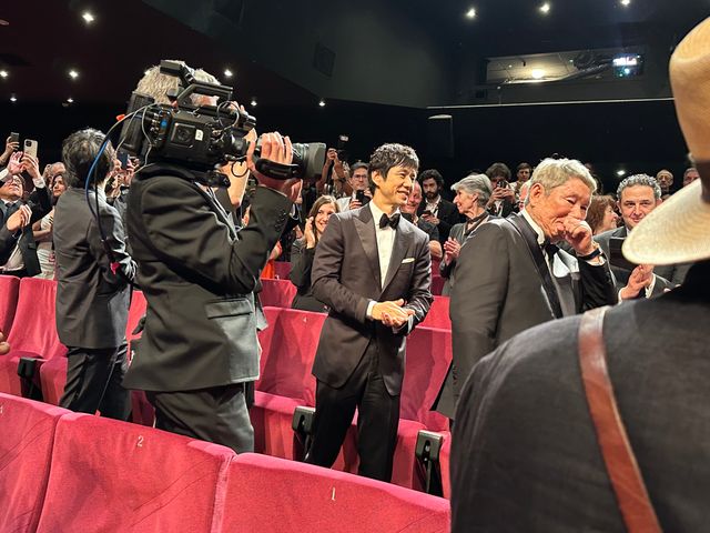 笑い合う西島秀俊＆北野武監督！カンヌ映画祭『首』公式上映の様子（21枚目）