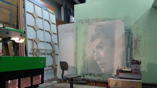 なかなか見られません！手描き映画看板が完成するまで……フォトギャラリー（8枚目）