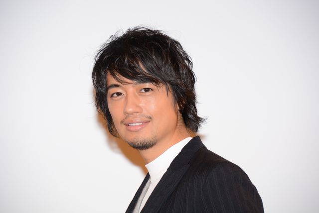 セクシー俳優・斎藤工、今の人気は「一過性」と謙遜！フォトギャラリー（4枚目）