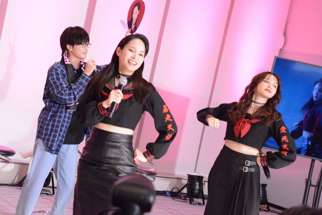 高橋文哉、関水渚、井桁弘恵ら役衣装で登場！「伝説の頭 翔」囲み取材会（16枚目）