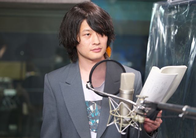 [Alexandros]が担当！『機動戦士ガンダム　閃光のハサウェイ』に登場する市民（4枚目）