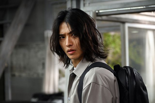 「アトムの童」山崎賢人、岸井ゆきの、松下洸平ら初回場面写真（2枚目）