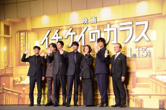 『イチケイのカラス』豪華キャスト、スーツ姿で集結！（2枚目）