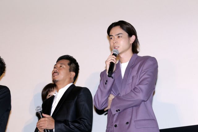 菅田将暉&山田裕貴、撮影中もガチのボクシング！「脳が揺れないところなら」（2枚目）