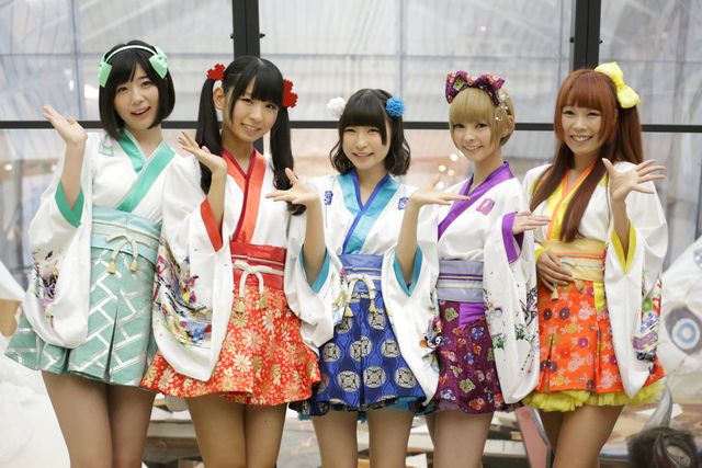 でんぱ組.inc、ヨコハマトリエンナーレで作品投棄！フォトギャラリー：フォトギャラリー