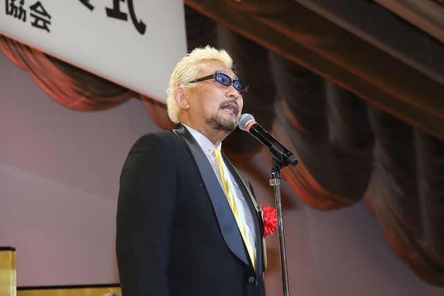 横浜流星と深田恭子がハグ！「2020年　エランドール賞」授賞式（35枚目）