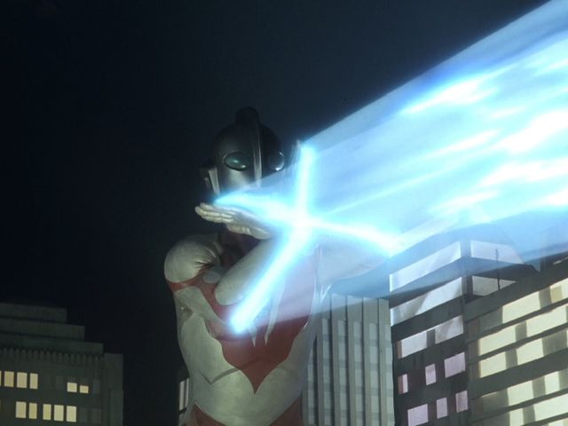 ついにツブイマ配信！ケイン・コスギ主演「ウルトラマンパワード」場面写真（4枚目）