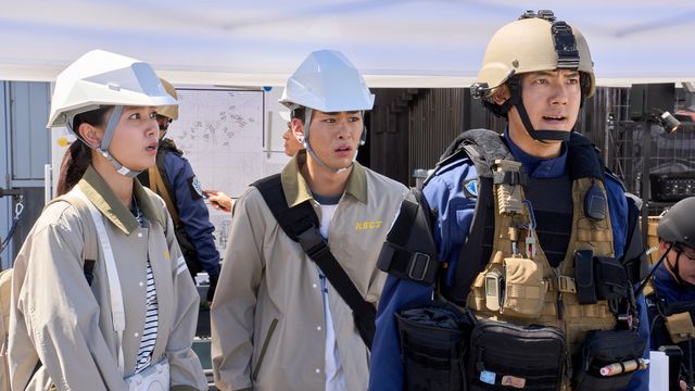 「ウルトラマンオメガ」11月放送回の場面写真（4枚目）