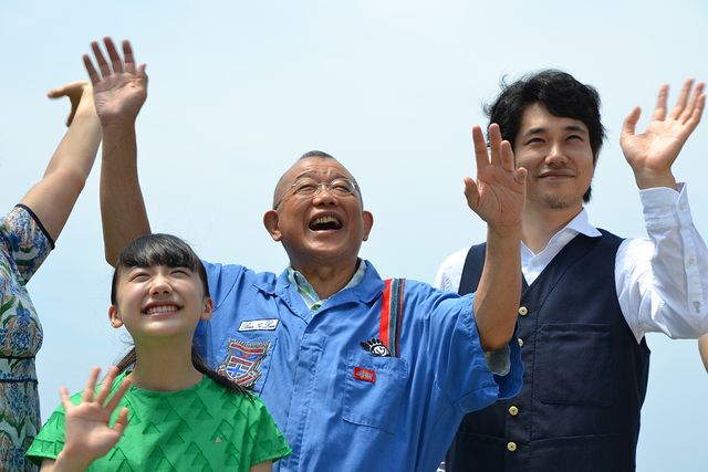 島に鶴瓶、松ケン、芦田愛菜らがやってきた！『怪盗グルーのミニオン大脱走』特別試写会ギャラリー：フォトギャラリー