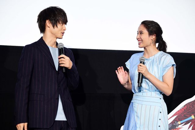 笑顔の窪田正孝＆広瀬アリス！13年前の秘蔵写真も！映画『モンスト』完成披露試写会（9枚目）