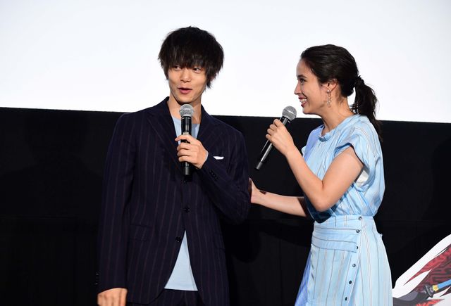 笑顔の窪田正孝＆広瀬アリス！13年前の秘蔵写真も！映画『モンスト』完成披露試写会（23枚目）
