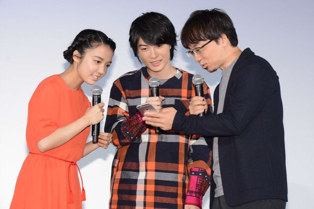 興収27億円突破！『君の名は。』RADWIMPSも登場した舞台あいさつフォトギャラリー：フォトギャラリー