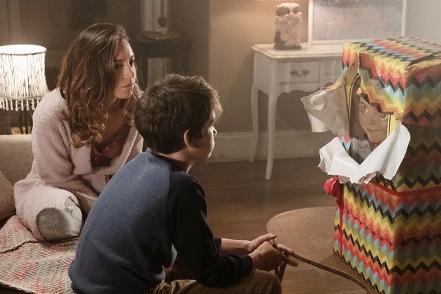 チャッキー、後ろ姿も不気味…『チャイルド・プレイ』場面カット：フォトギャラリー