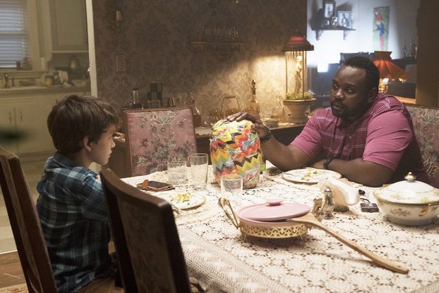 チャッキー、後ろ姿も不気味…『チャイルド・プレイ』場面カット（3枚目）