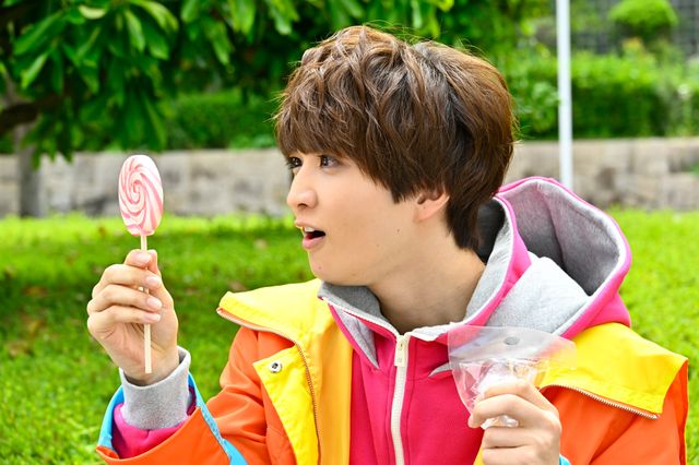 ショウマ＆幸果がハロウィンの仮装！「仮面ライダーガヴ」第9話場面カット（3枚目）