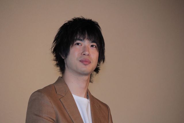 松岡茉優、初主演映画の公開日にこの笑顔！映画『勝手にふるえてろ』初日舞台あいさつ（3枚目）