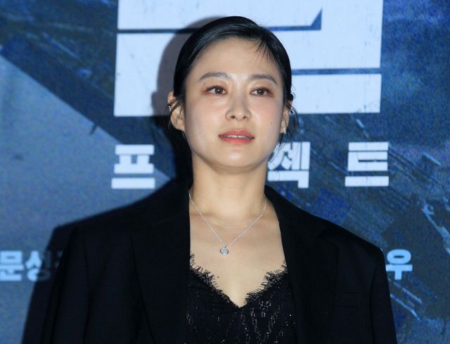 イ・ソンギュンさん遺作『脱出：PROJECT SILENCE』会見の様子（4枚目）