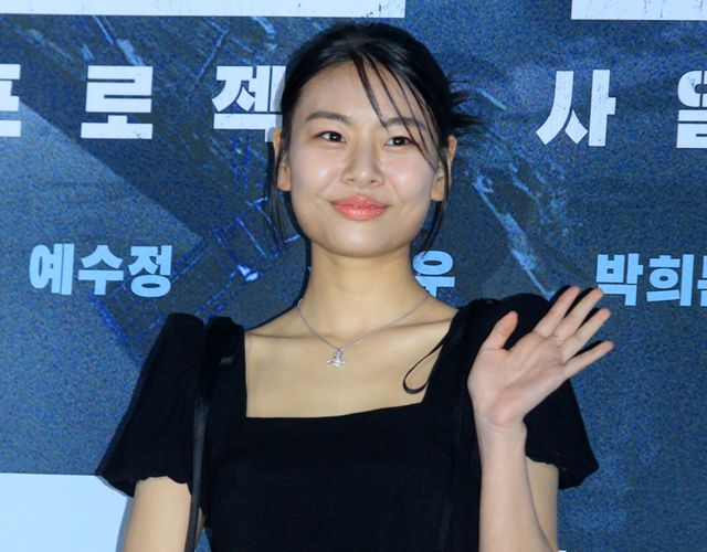 イ・ソンギュンさん遺作『脱出：PROJECT SILENCE』会見の様子（5枚目）