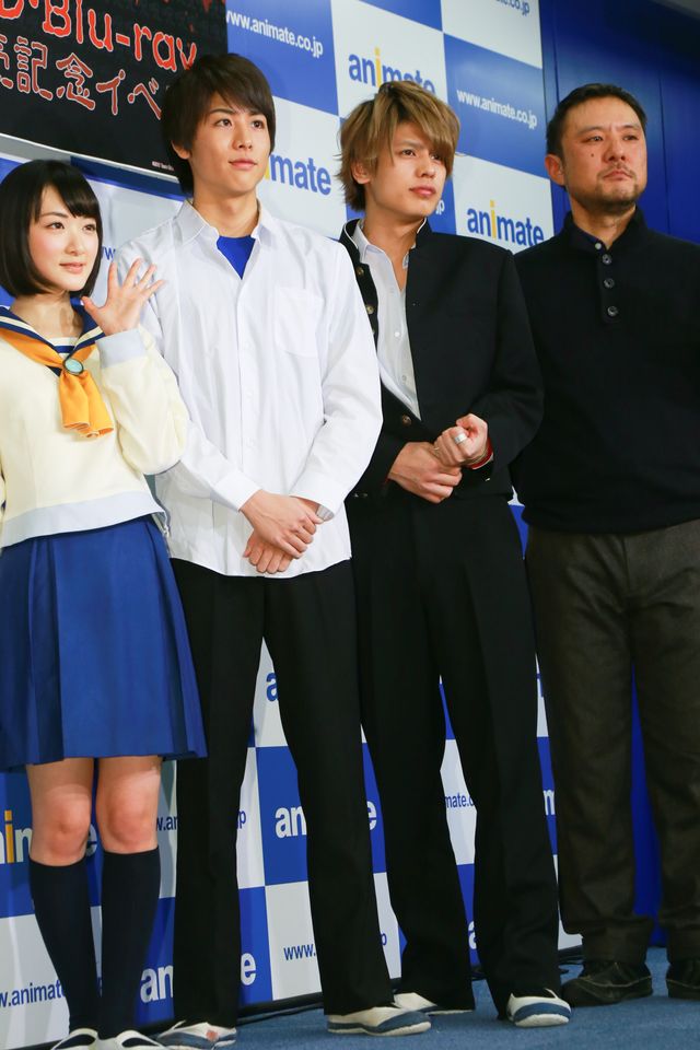 【写真】乃木坂46生駒里奈がセーラー服で登場（4枚目）