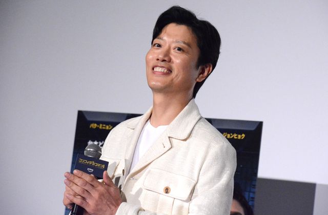 パク・ミニョン、美しいデコルテ！パク・ヒスン、チュ・ジョンヒョクと来日「コンフィデンスマンKR」配信記念イベント（10枚目）