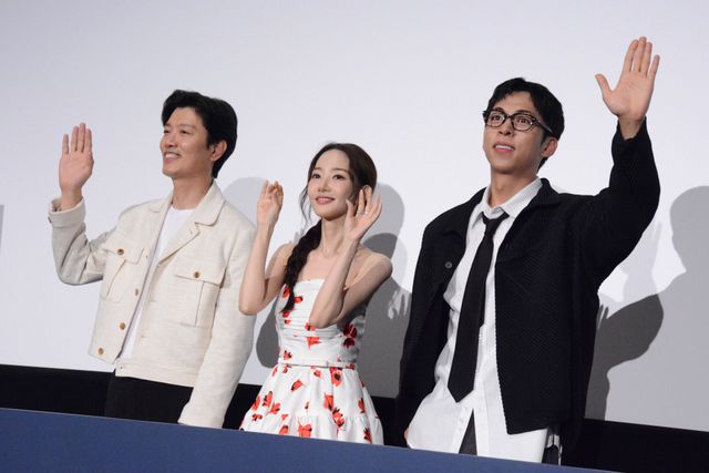 パク・ミニョン、美しいデコルテ！パク・ヒスン、チュ・ジョンヒョクと来日「コンフィデンスマンKR」配信記念イベント（29枚目）