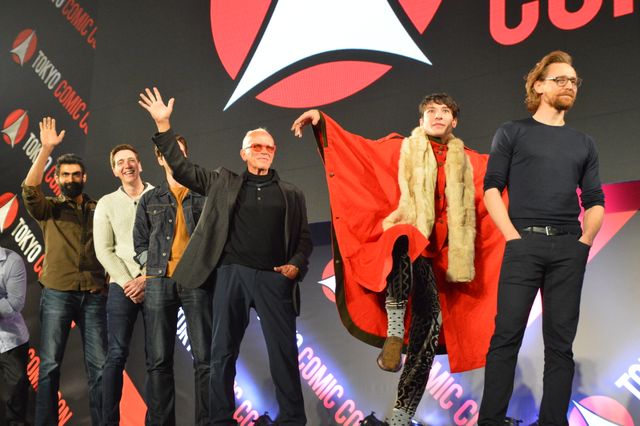 トムヒ、エズラら来日キャストが集結！「東京コミコン2018」オープニングイベント（28枚目）