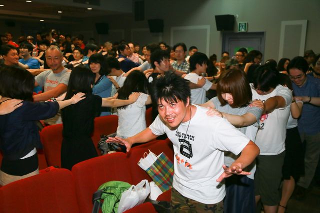 人間の肛門と口を接合する『ムカデ人間』北村昭博、150人とつながり「ムカデは誇り」　画像ギャラリー（2枚目）